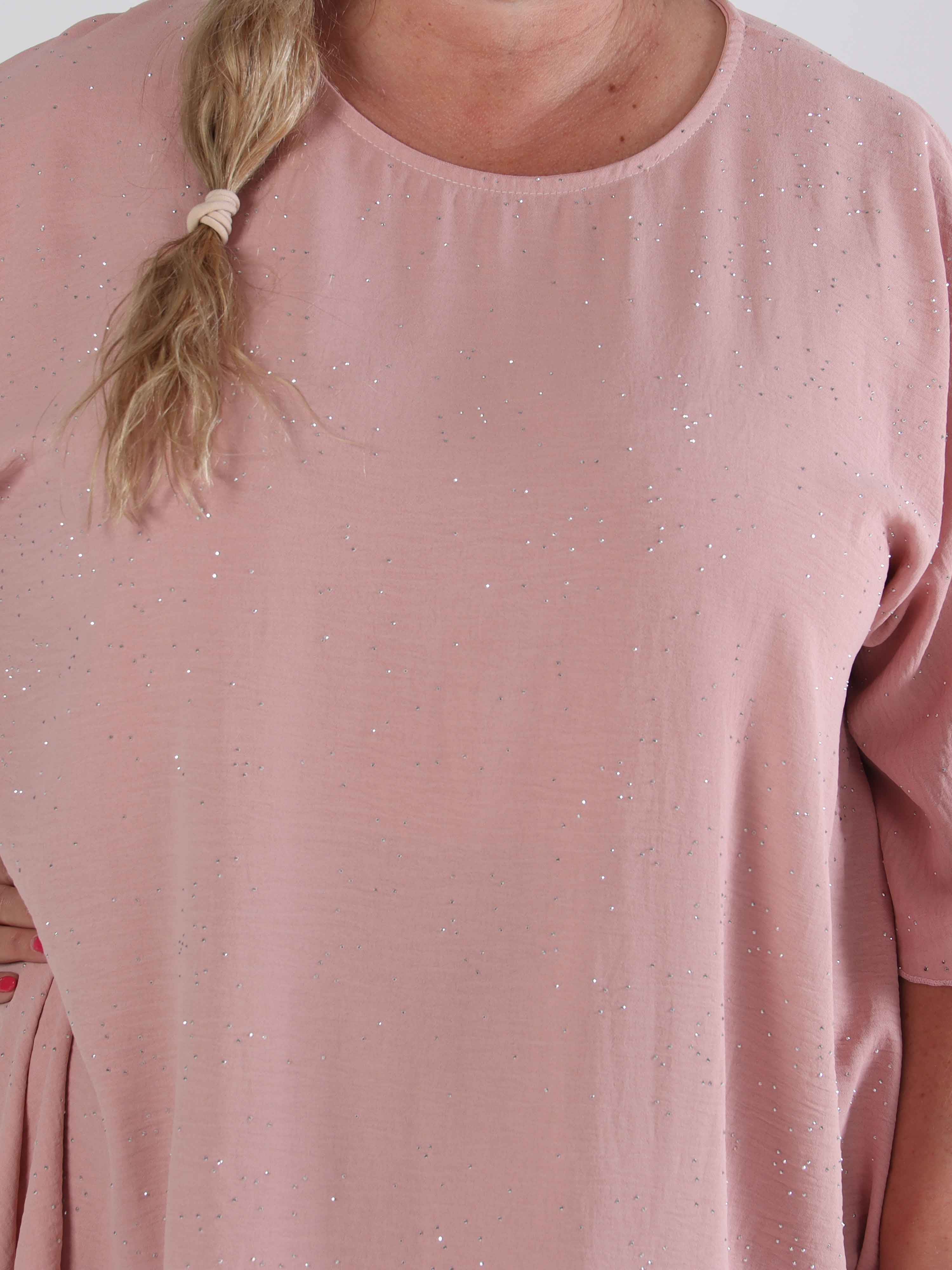 Johanne - Ensfarvet plus size kjole pyntet med similisten